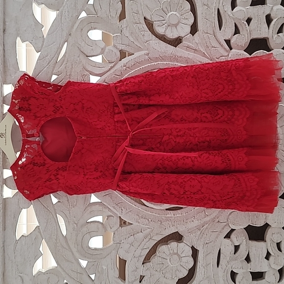Girls Holiday Red Lace Dress - Picture 2 of 4